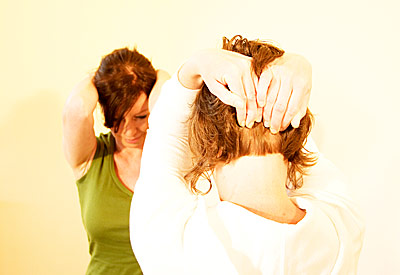 Dehnung der kurzen Nackenmuskulatur